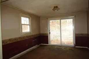 11 Bartlett Rd, Derry, NH 03038 - Photo 10