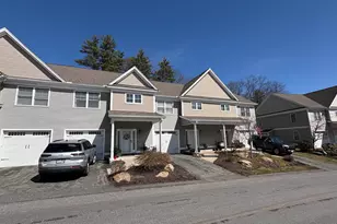 109 Woodview Way, Manchester, NH 03102 - Photo 1