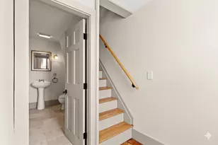 295 Maplewood Ave, Portsmouth, NH 03801 - Photo 20