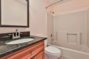 471 Silver St, Manchester, NH 03103 - Photo 14