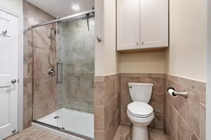 24 Oak Ridge Rd, Sandown, NH 03873 - Photo 18