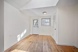 605 Hall St, Manchester, NH 03104 - Photo 8