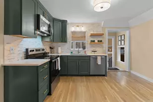 131 Grove St, Conway, NH 03860 - Photo 6