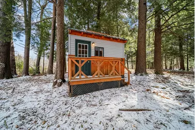 647 Cross Country Road, Pembroke, NH 03275 - Photo 12