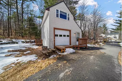 647 Cross Country Road, Pembroke, NH 03275 - Photo 14