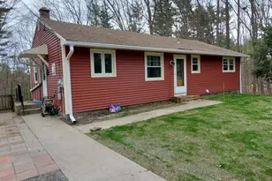 39 Longwood Dr, Swanzey, NH 03431 - Photo 1