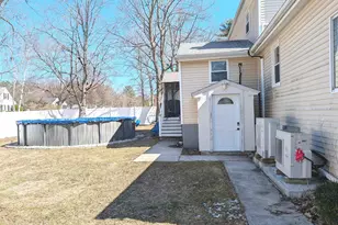 42 Celeste St, Manchester, NH 03103 - Photo 4