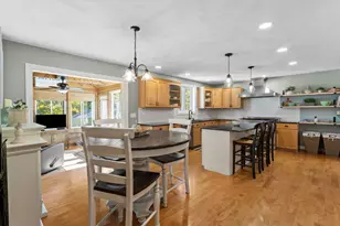 2 Hall Ave, Salem, NH 03079 - Photo 10