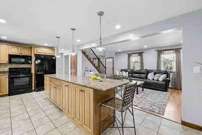 47 Stowell Road, Bedford, NH 03110 - Photo 8