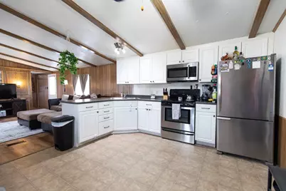 196 New Hillcrest Drive, Greenville, NH 03048 - Photo 6