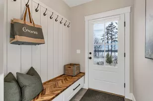 60 White Oaks Rd, Laconia, NH 03246 - Photo 4
