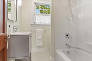 111 Essex Ave, Portsmouth, NH 03801 - Photo 20