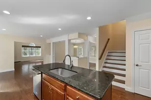 142 Worcester Rd, Hollis, NH 03049 - Photo 10