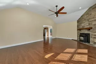 142 Worcester Rd, Hollis, NH 03049 - Photo 6