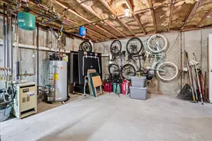 29 Sweatt St, Concord, NH 03303 - Photo 38