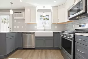 20 Olde Country Village Rd, Londonderry, NH 03053 - Photo 2