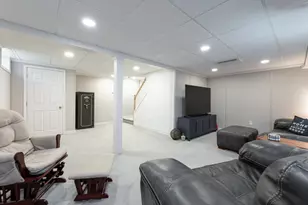 41 Midnight Sun Dr, Epping, NH 03042 - Photo 18