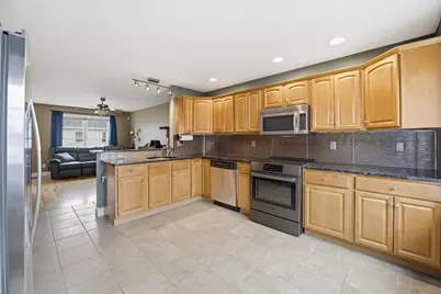 23 Krakow Avenue, Manchester, NH 03103 - Photo 14