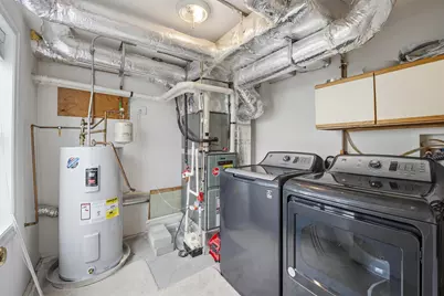 23 Krakow Avenue, Manchester, NH 03103 - Photo 20