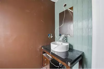 23 Krakow Avenue, Manchester, NH 03103 - Photo 22