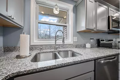 370 Huse Road, Manchester, NH 03103 - Photo 10