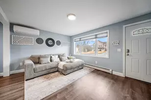 370 Huse Rd, Manchester, NH 03103 - Photo 12