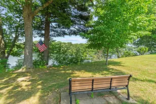 40 Walden Pond Dr, Nashua, NH 03064 - Photo 34