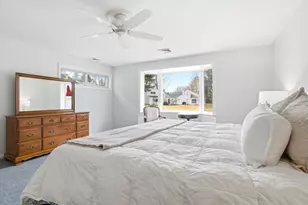 40 Walden Pond Dr, Nashua, NH 03064 - Photo 16