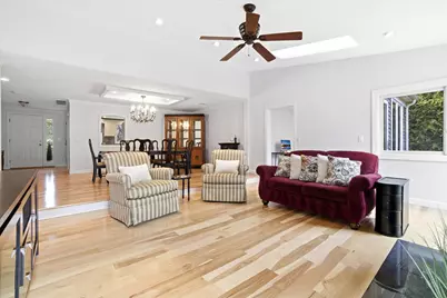 40 Walden Pond Drive, Nashua, NH 03064 - Photo 8