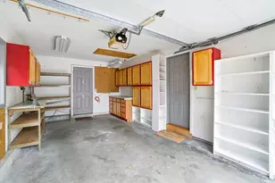 40 Walden Pond Dr, Nashua, NH 03064 - Photo 26