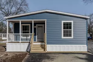 38 Cedar St, Hinsdale, NH 03451 - Photo 10