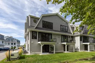 28 Little Bay Dr, Dover, NH 03820 - Photo 1