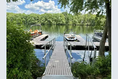 17 River Front Drive #3, Manchester, NH 03102 - Photo 2