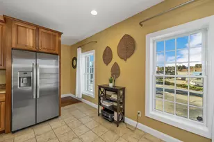 17 River Front Dr, Manchester, NH 03102 - Photo 24