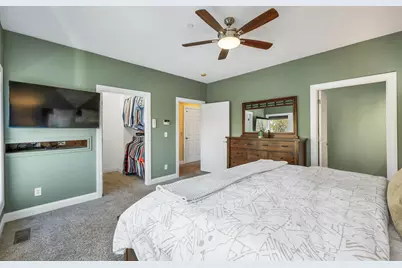 17 River Front Drive #3, Manchester, NH 03102 - Photo 32