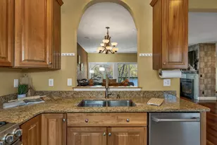 17 River Front Dr, Manchester, NH 03102 - Photo 22