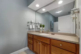 17 River Front Dr, Manchester, NH 03102 - Photo 42