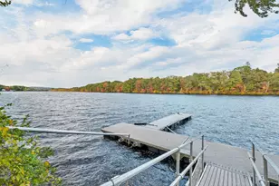 17 River Front Dr, Manchester, NH 03102 - Photo 4