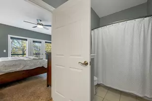 17 River Front Dr, Manchester, NH 03102 - Photo 38