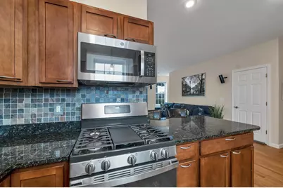 9 Falkland Place #A3, Portsmouth, NH 03801 - Photo 8