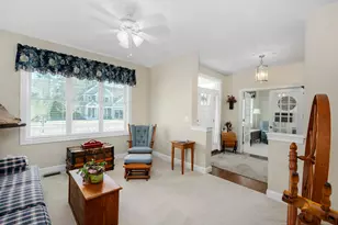 17 Legacy Dr, Nashua, NH 03062 - Photo 8