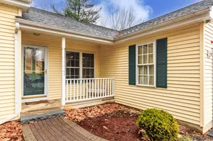 6 Lincoln Dr, Londonderry, NH 03053 - Photo 2