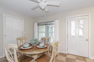 6 Lincoln Dr, Londonderry, NH 03053 - Photo 14