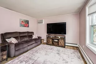 12 Westgate Rd, Derry, NH 03038 - Photo 8