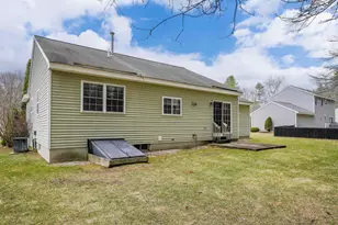 25 Independence Dr, Merrimack, NH 03054 - Photo 32