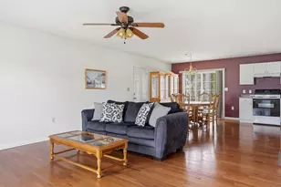 25 Independence Dr, Merrimack, NH 03054 - Photo 2