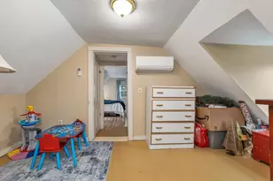 96 Clinton St, Laconia, NH 03246 - Photo 32