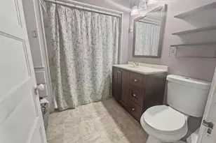 646 Maple St, Manchester, NH 03104 - Photo 22