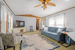 101 Lillian Ave, Seabrook, NH 03874 - Photo 6