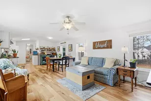 15 Winter St, Salem, NH 03079 - Photo 4